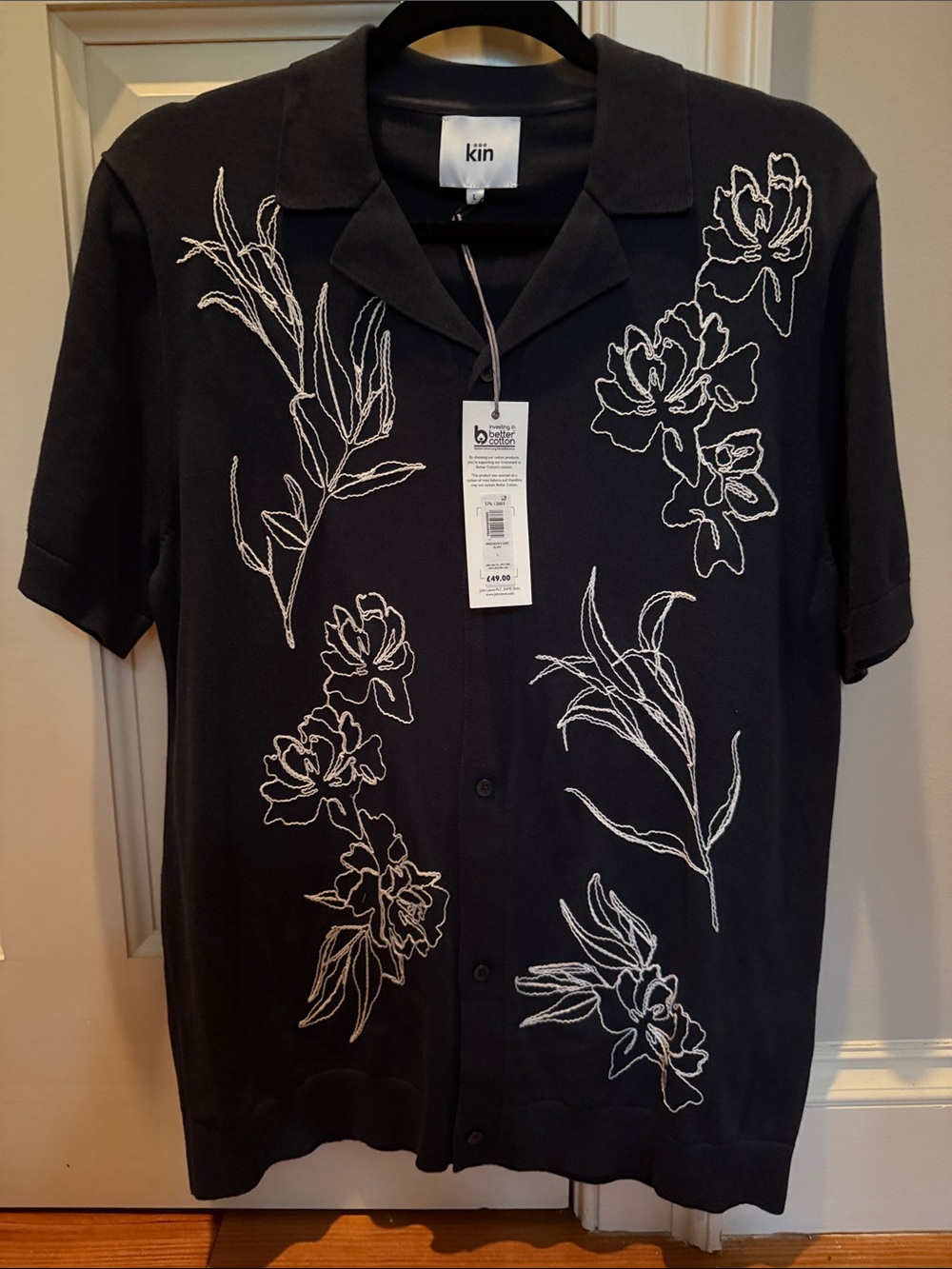 NEW Hawaiian Style Black Shirt L
